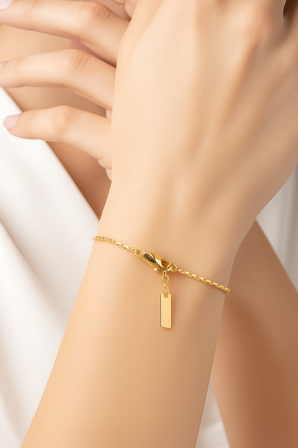 Lior Mesh Bracelet
