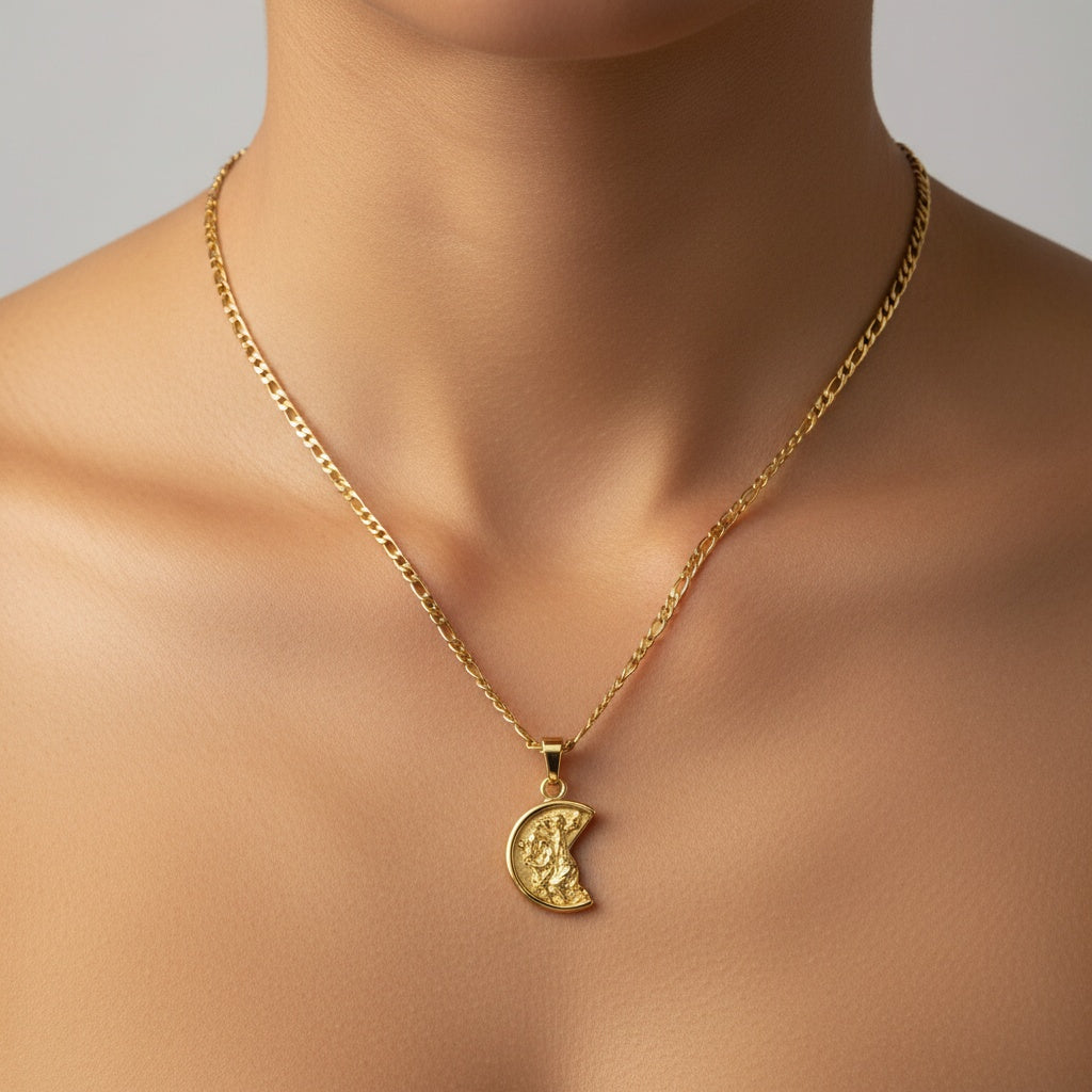Saint Line Necklace