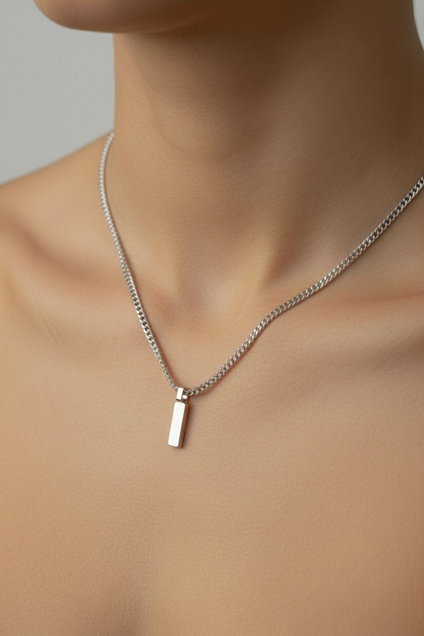 Elyo Necklace